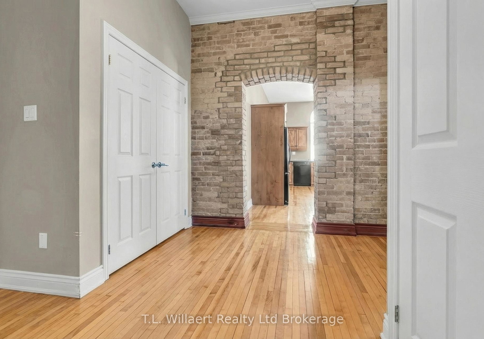 17-brock-st-w-tillsonburg-ontario-x13101648