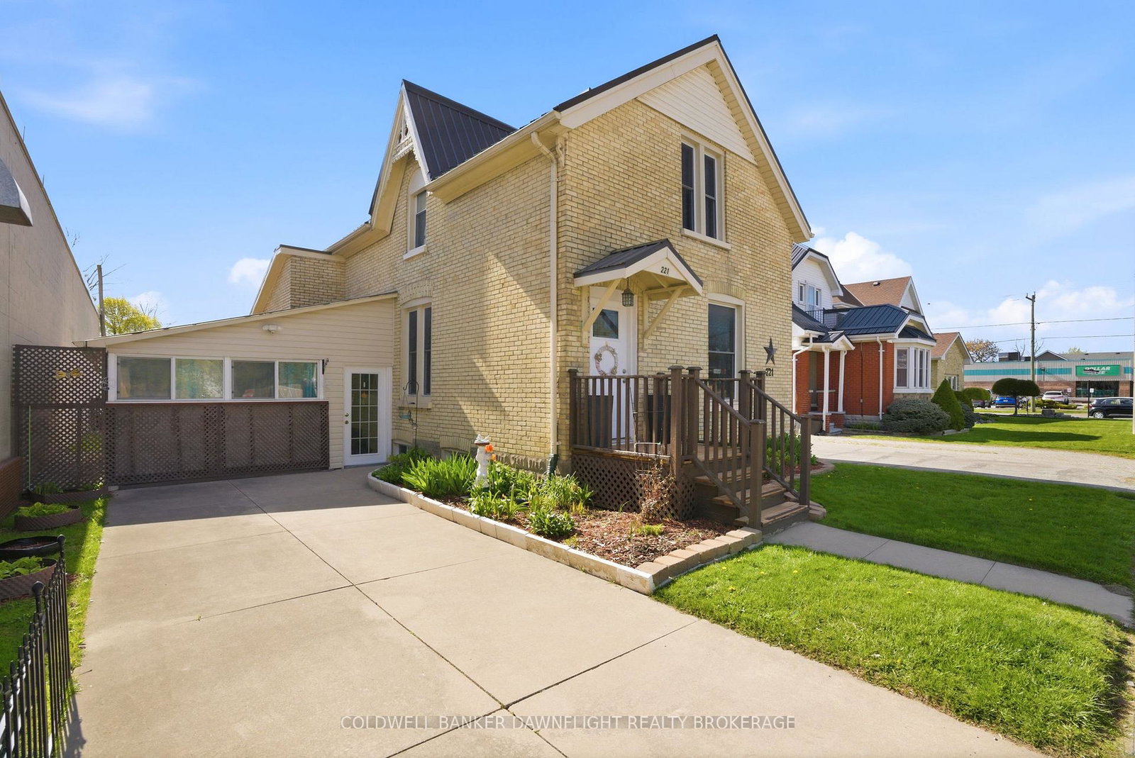 221-main-street-s-south-huron-ontario-x13101666