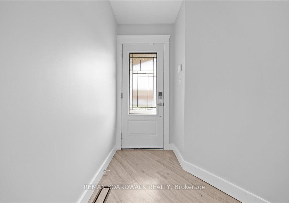 610-falwyn-crescent-ottawa-ontario-x13102052