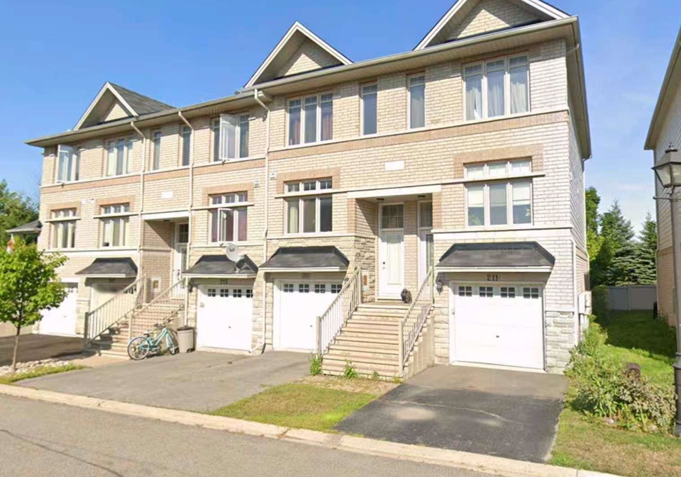 213-stroget-private-ottawa-ontario-x13102054