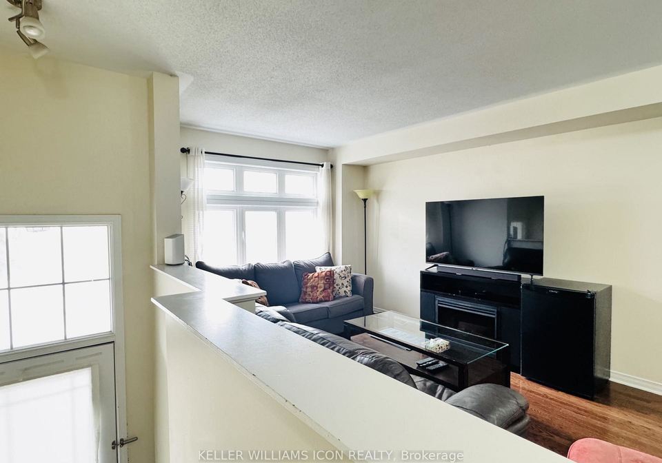 213-stroget-private-ottawa-ontario-x13102054