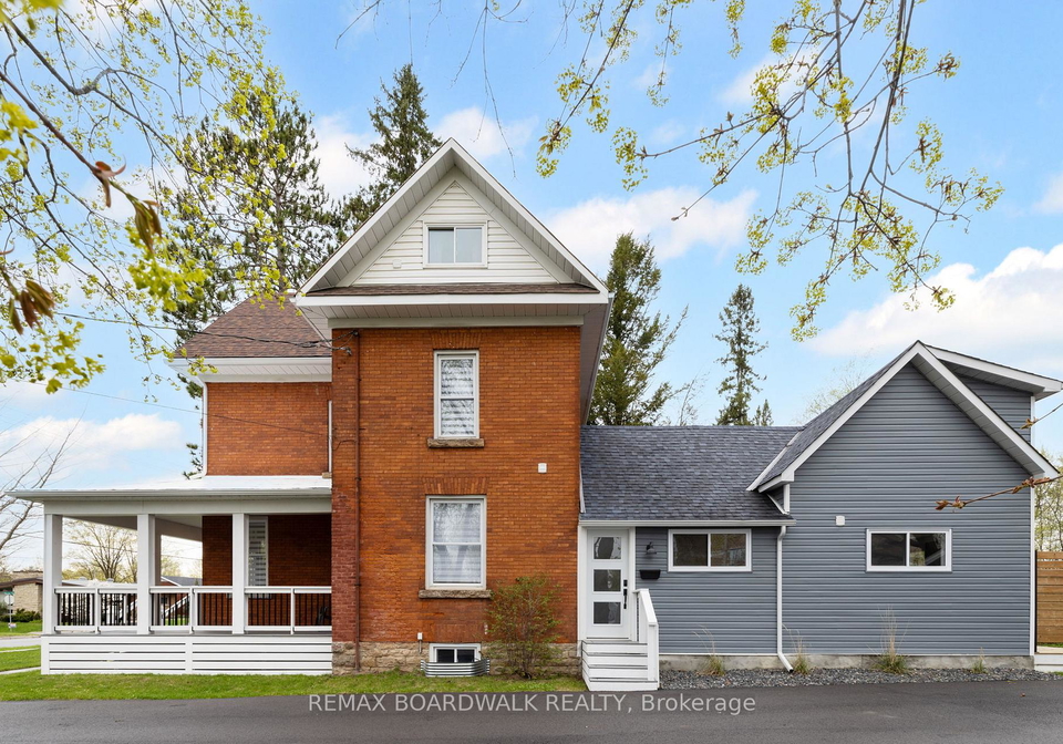 45-drummond-street-w-perth-ontario-x13102108