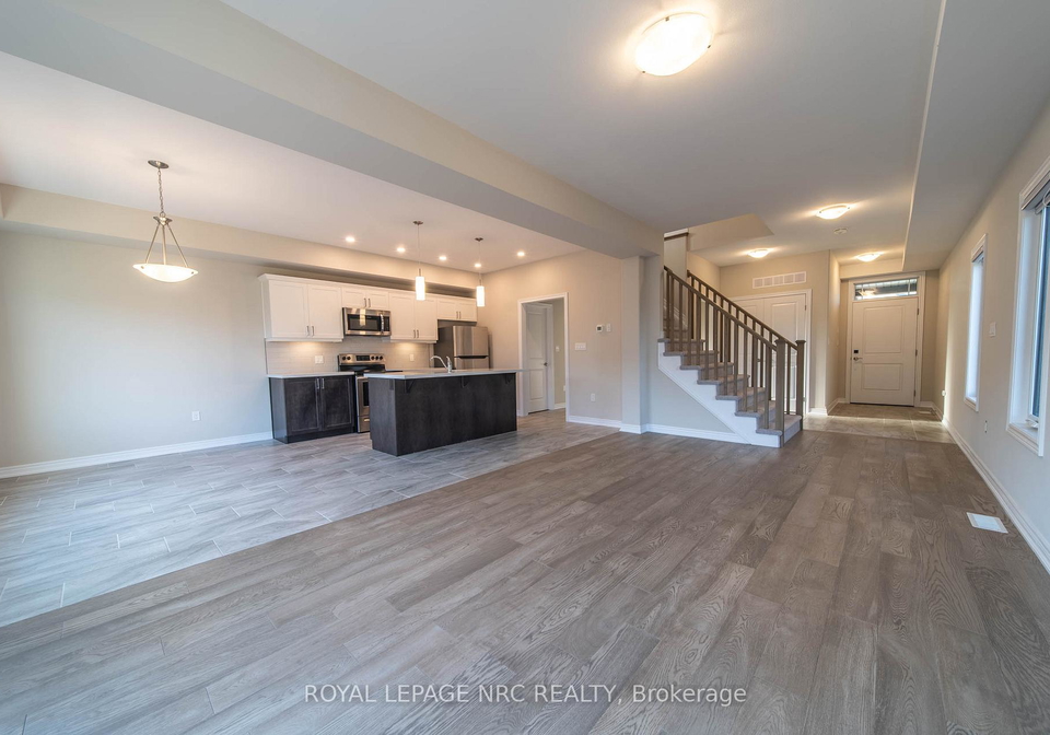 1217-uppers-lane-thorold-ontario-x13102196