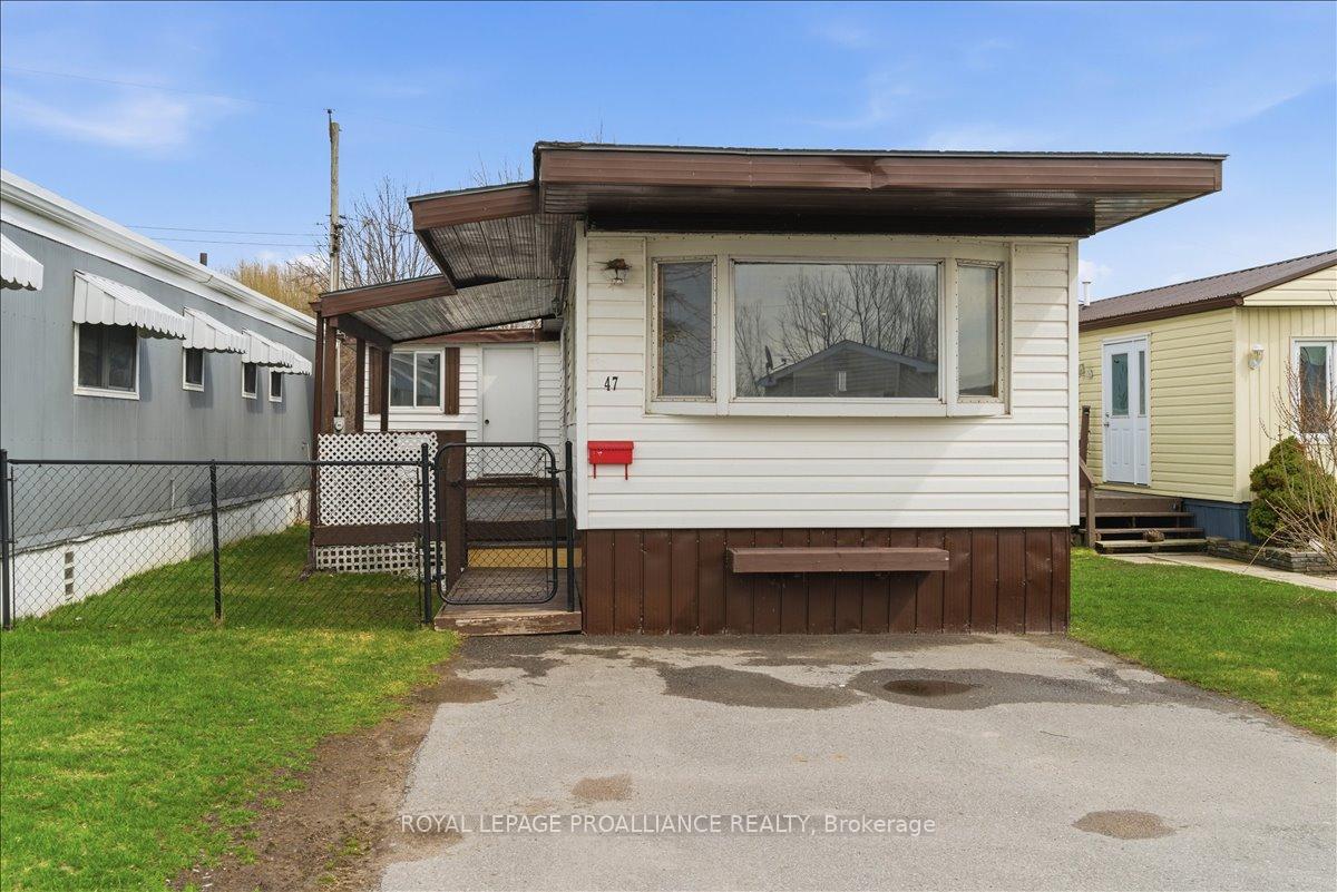 311-dundas-street-e-quinte-west-ontario-x13102402