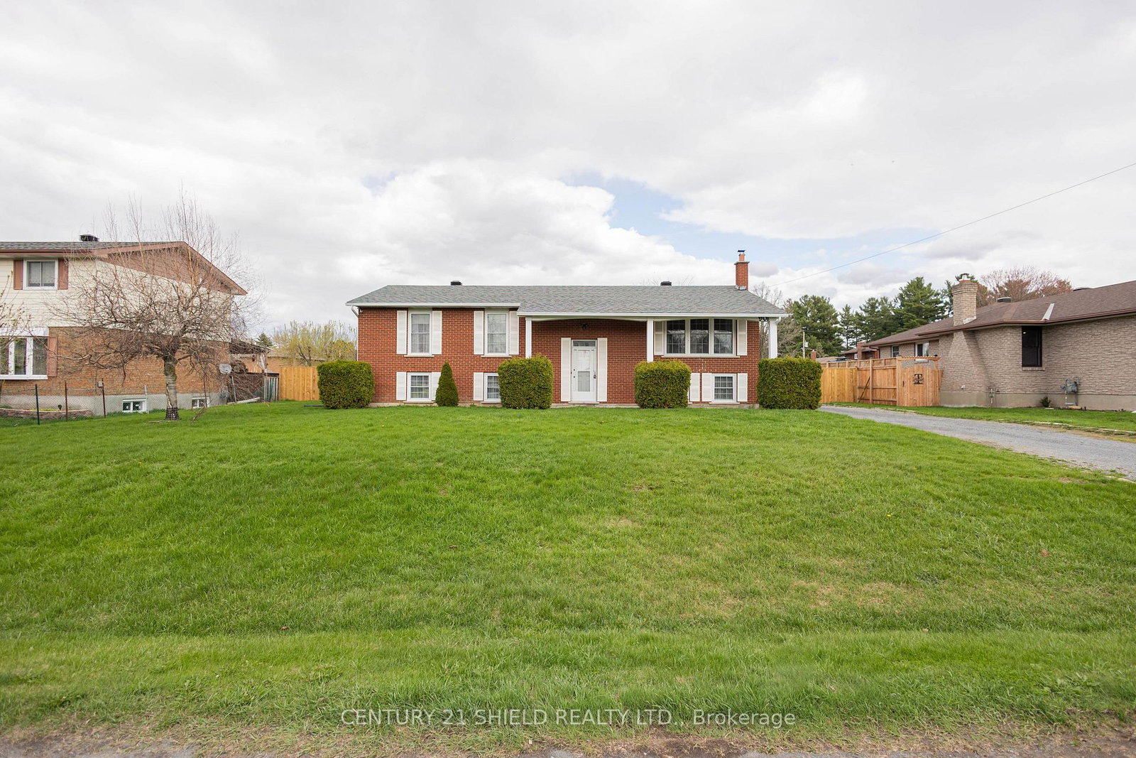 901-laflin-street-cornwall-ontario-x13102458