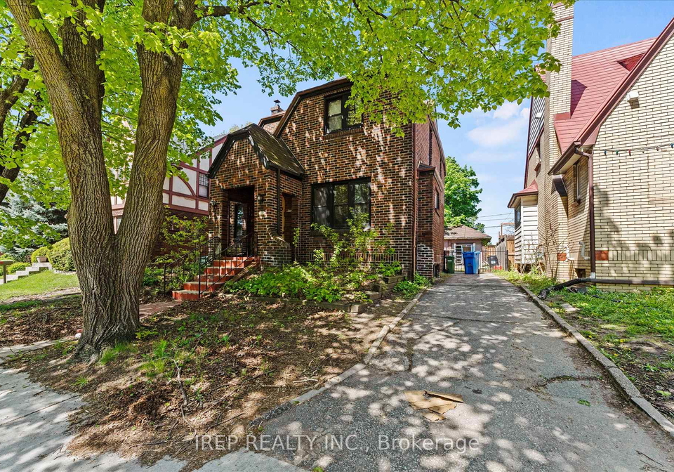 3056-alexander-avenue-windsor-ontario-x13102520
