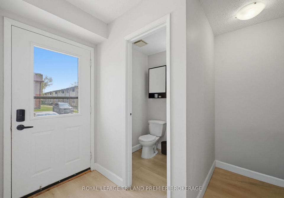 135-belmont-drive-london-south-ontario-x13102552