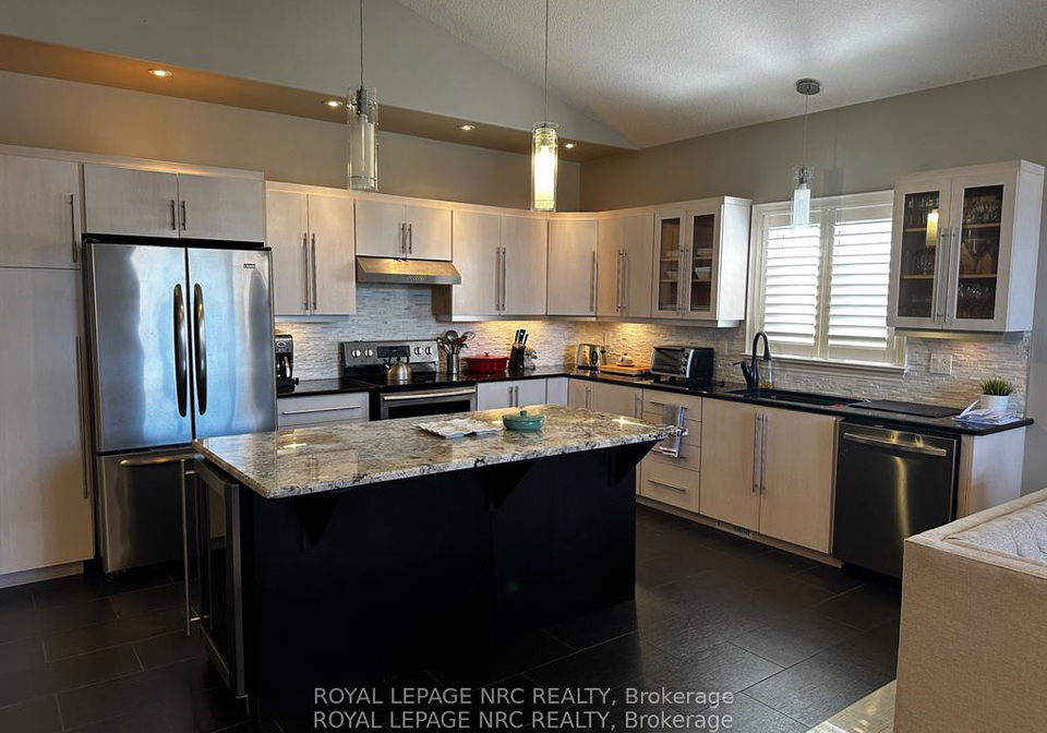 9228-hendershot-boulevard-niagara-falls-ontario-x13102600