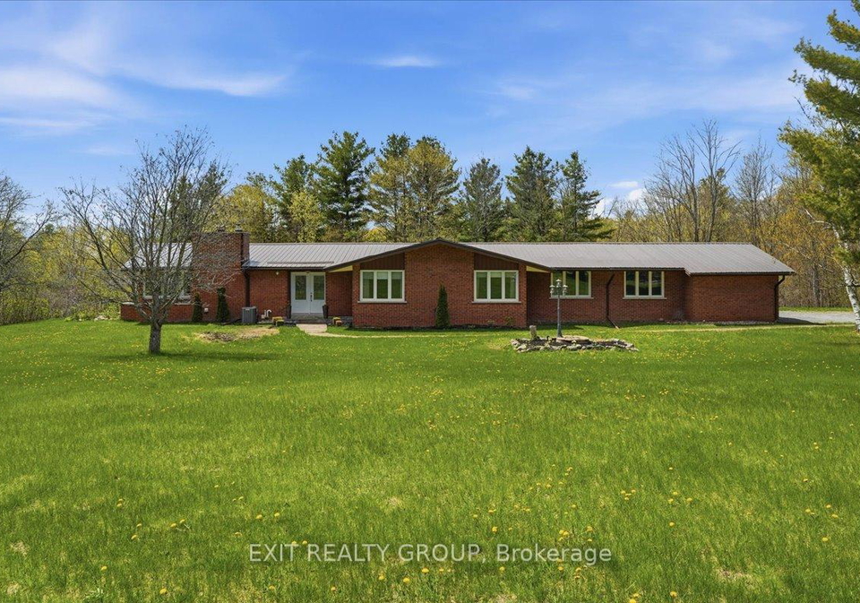 1001-baptist-church-road-quinte-west-ontario-x13102672