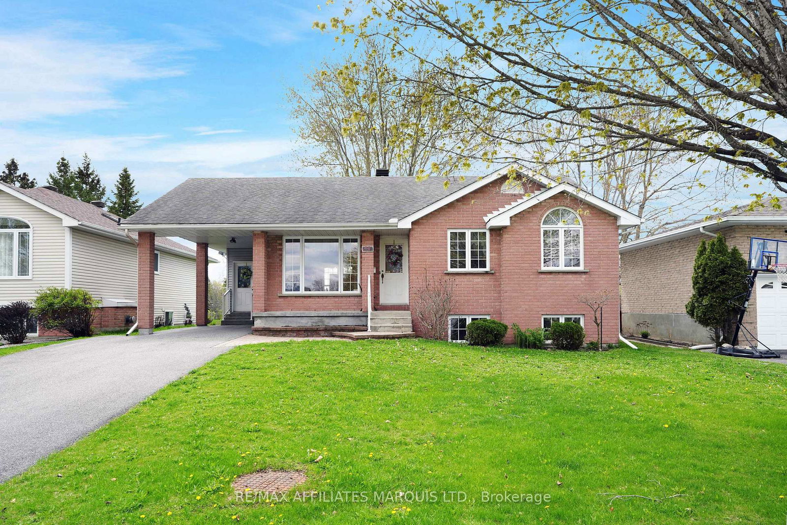 297-ivan-crescent-cornwall-ontario-x13102794