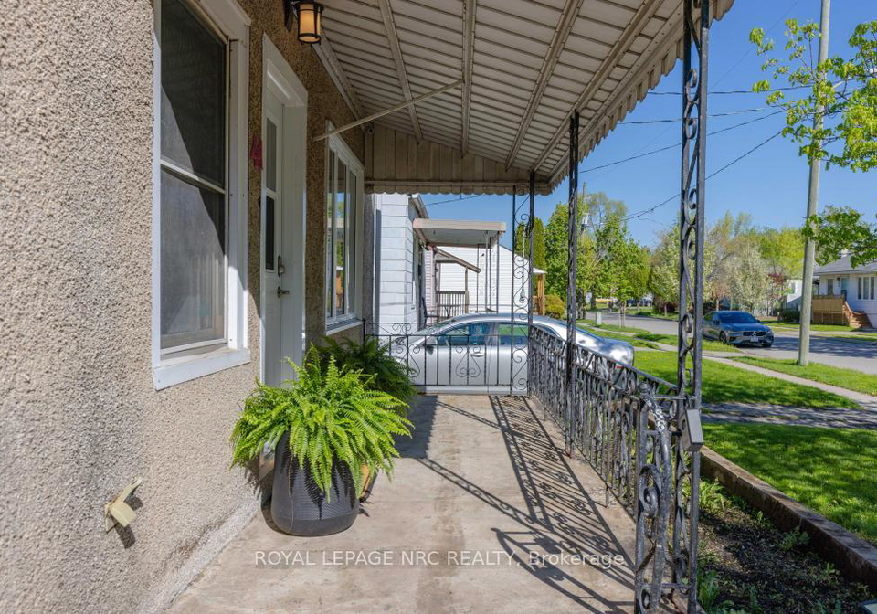 41-plymouth-avenue-st-catharines-ontario-x13102818
