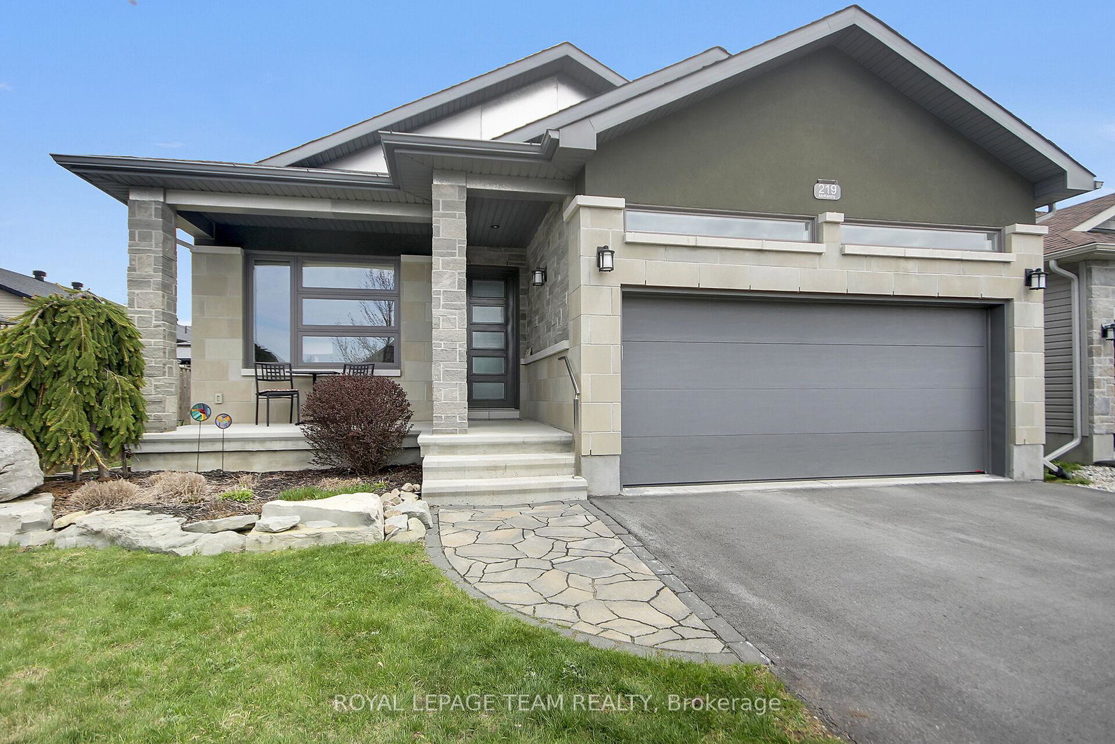 219-mckenny-street-mississippi-mills-ontario-x13102860