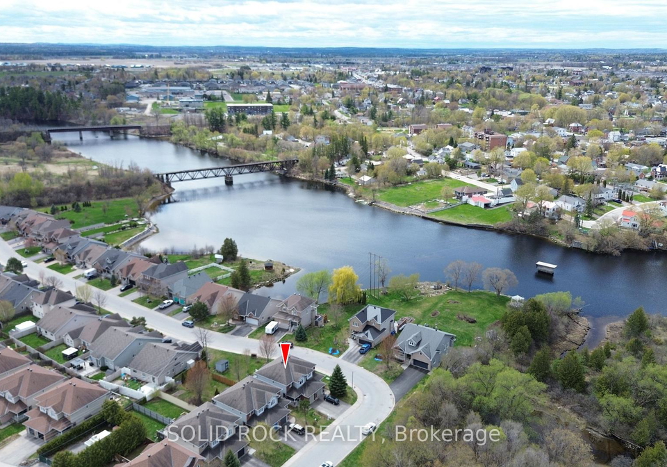 4-short-road-arnprior-ontario-x13102928