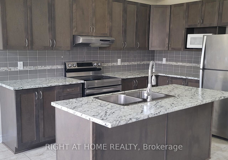862-kilbirnie-drive-ottawa-ontario-x13103132