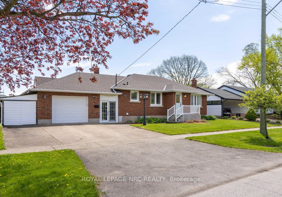 52-white-street-st-catharines-ontario-x13103172