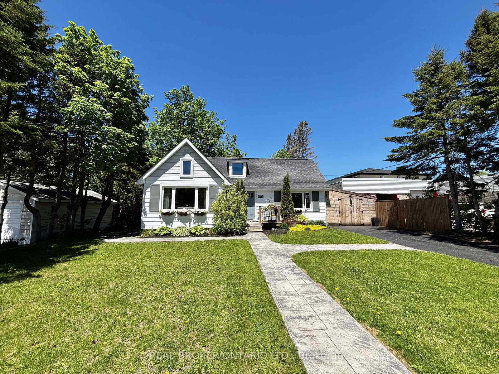 170-george-street-gravenhurst-ontario-x13103196
