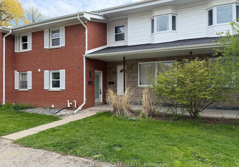 284-westcourt-place-waterloo-ontario-x13103382