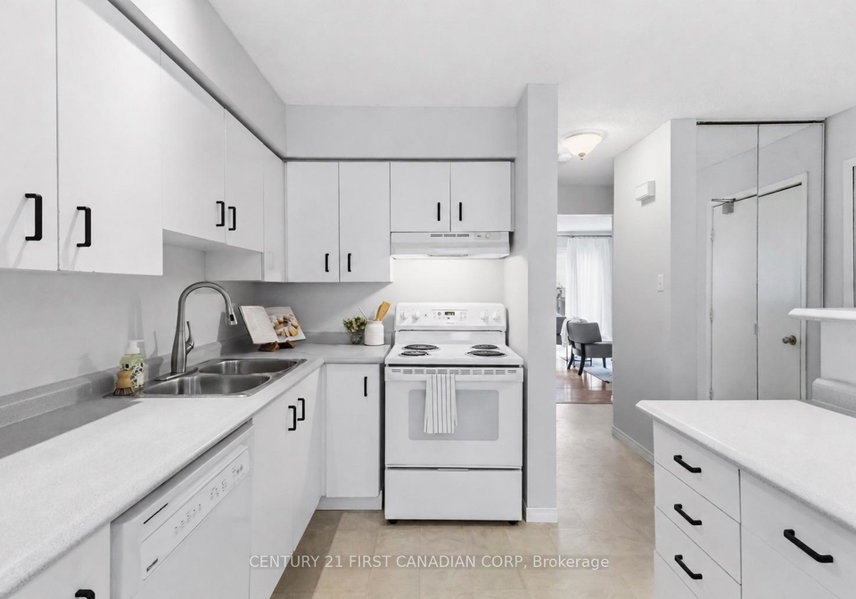 120-centre-street-london-south-ontario-x13103444