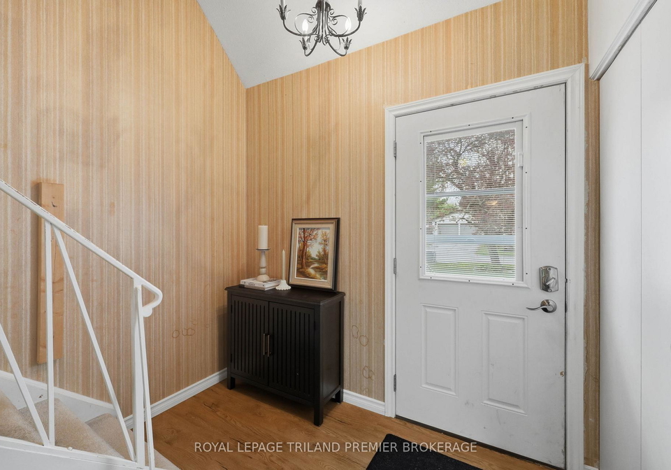 20-crabtree-avenue-london-north-ontario-x13103452