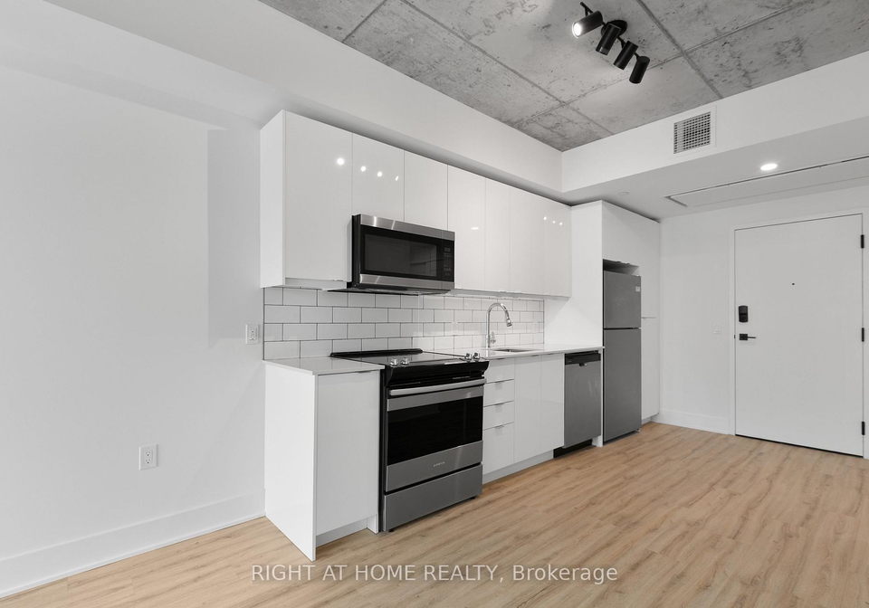 377-winona-avenue-ottawa-ontario-x13103614