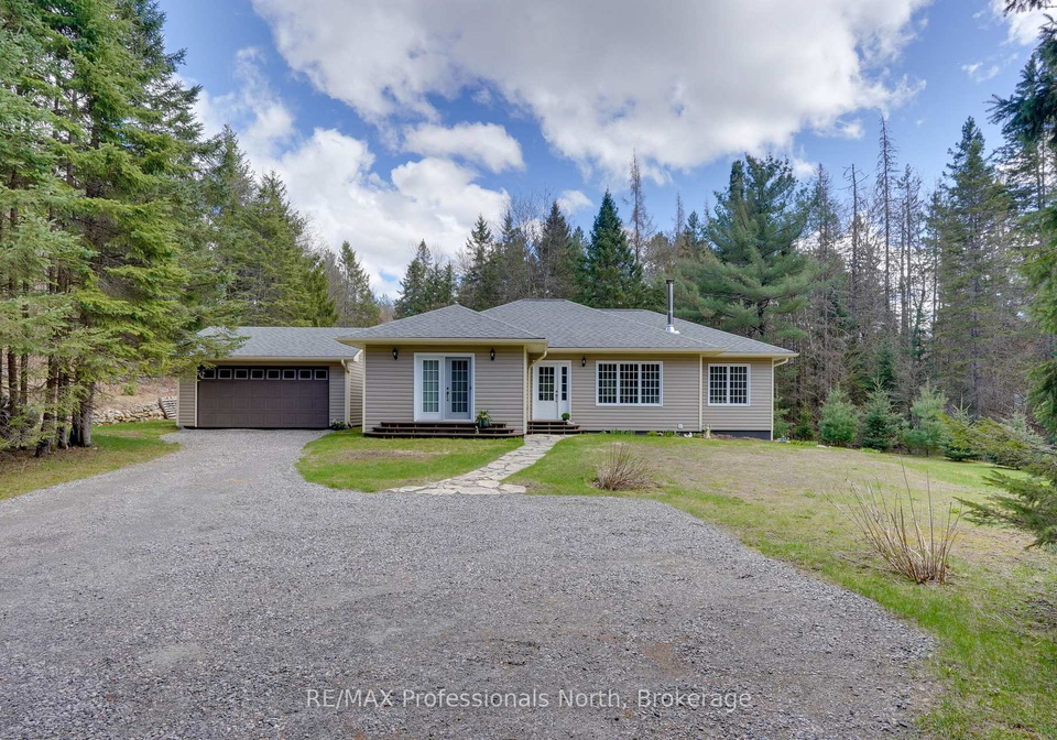 2253-lone-pine-drive-huntsville-ontario-x13103630