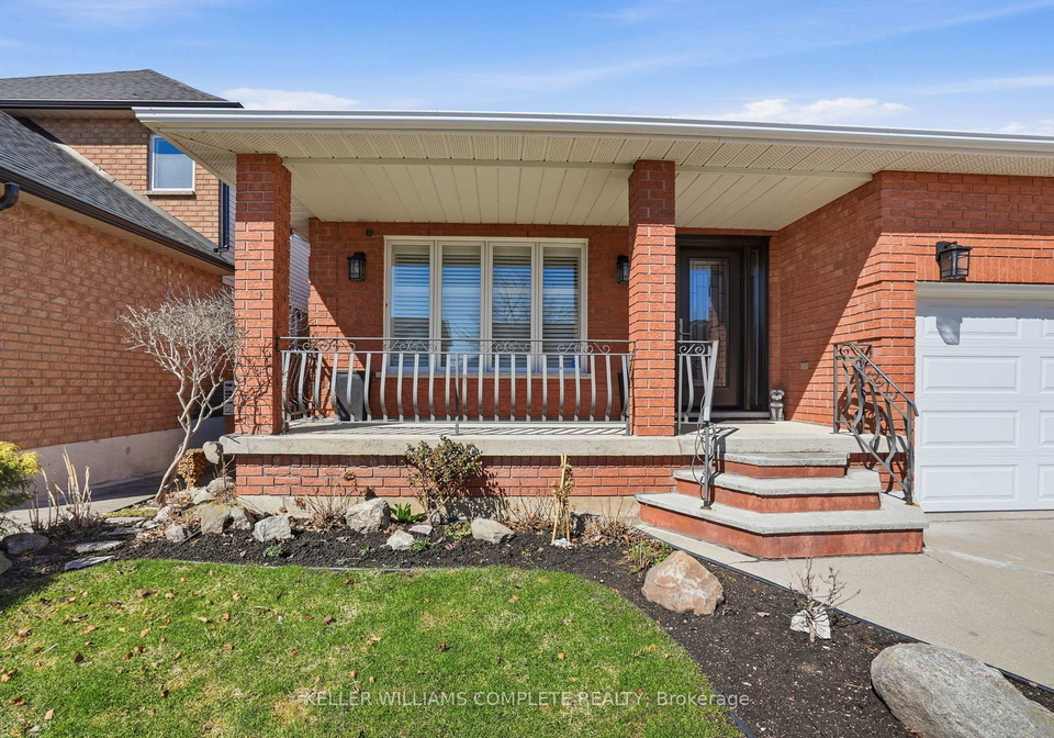 32-highbury-drive-hamilton-ontario-x13103794