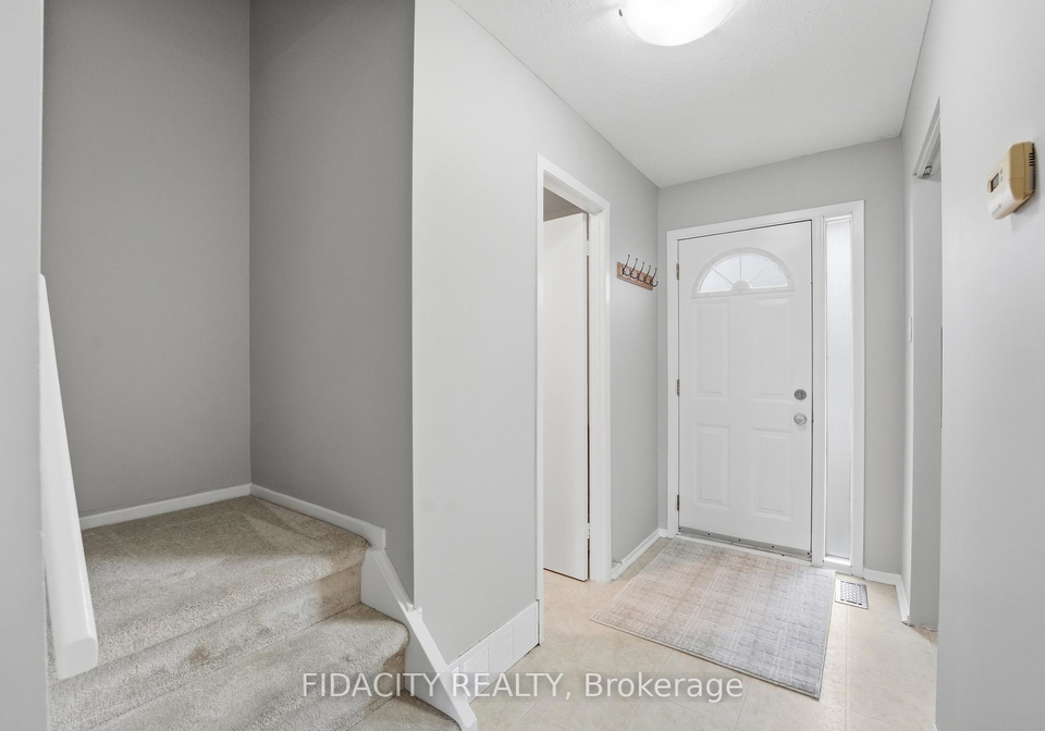 16-glencoe-street-ottawa-ontario-x13104090