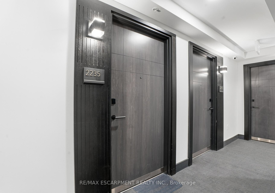 145-columbia-street-n-waterloo-ontario-x13104102