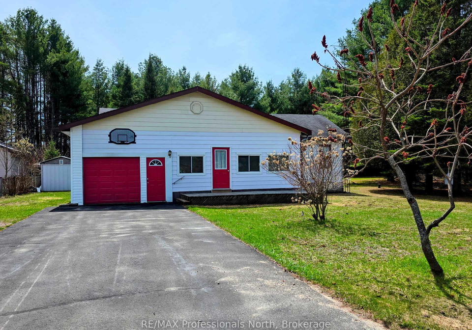 1037-west-road-minden-hills-ontario-x13104170