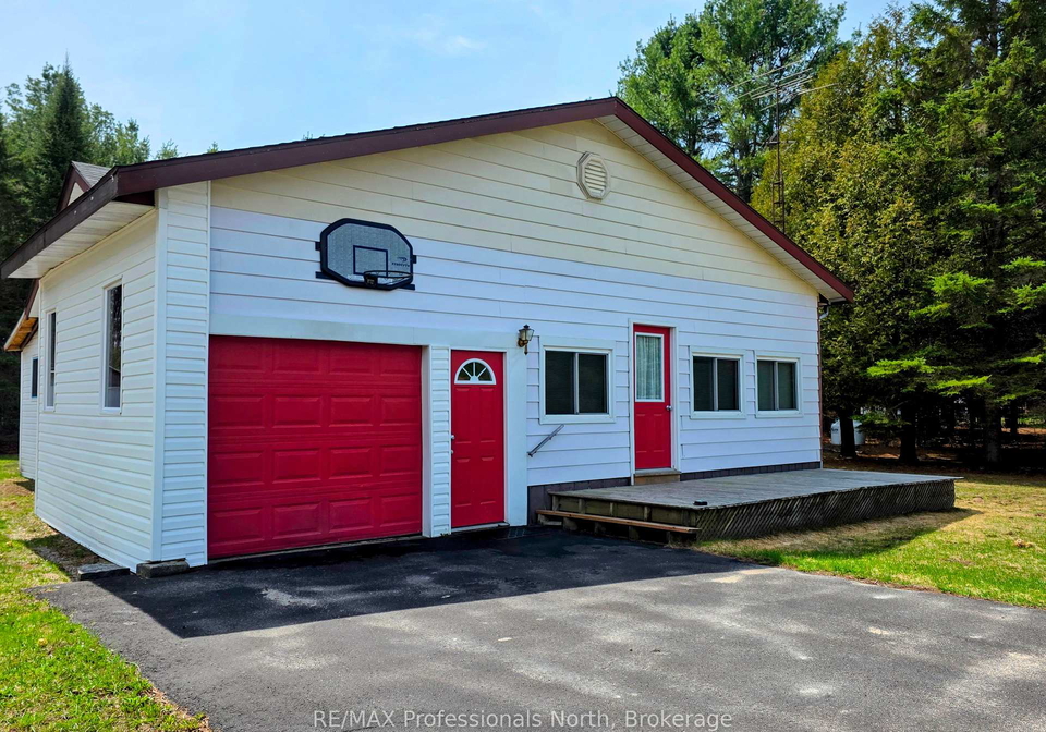 1037-west-road-minden-hills-ontario-x13104170