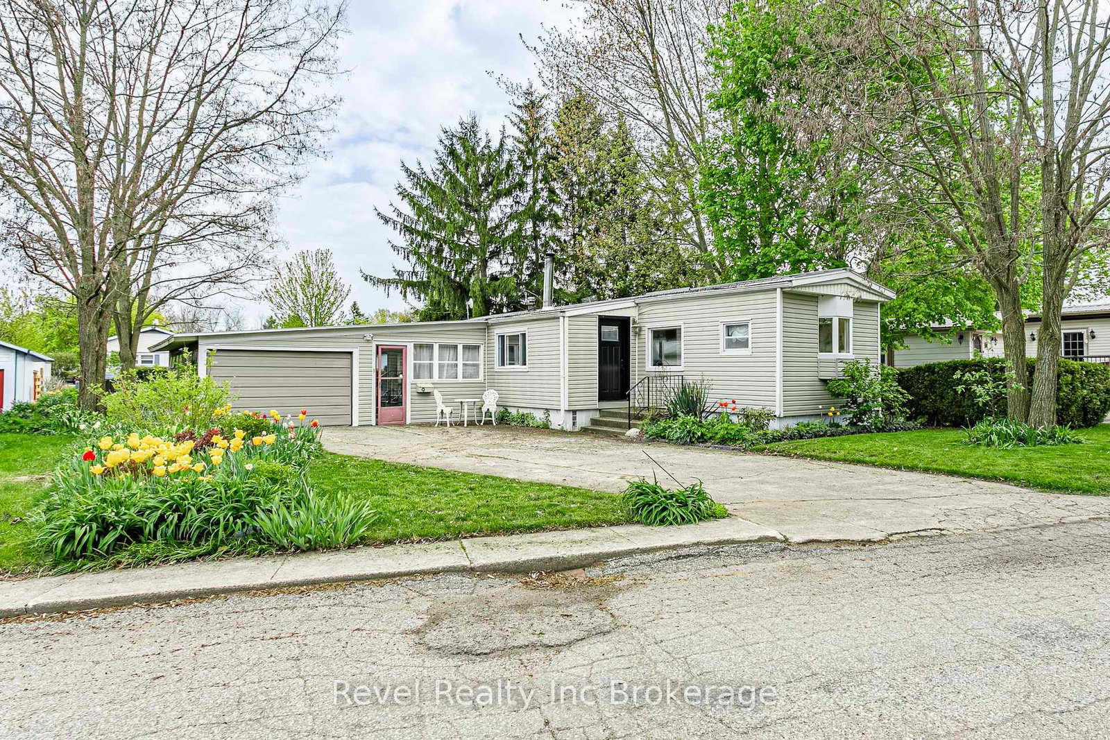 9-3rd-street-norfolk-ontario-x13104316