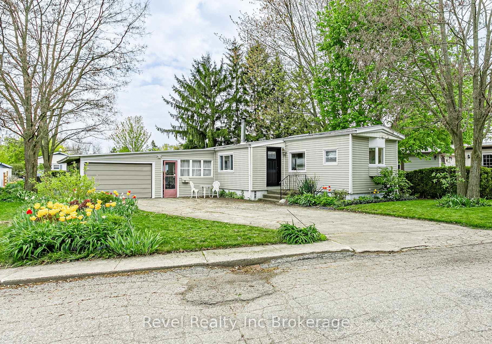 9-3rd-street-norfolk-ontario-x13104316