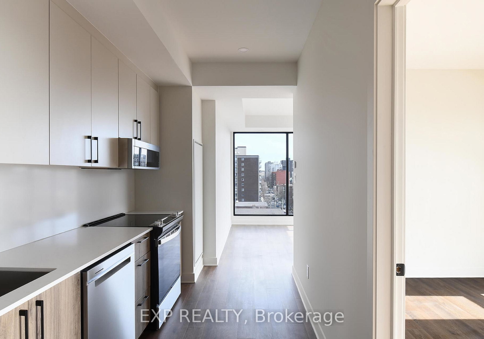 331-cooper-street-ottawa-ontario-x13104454