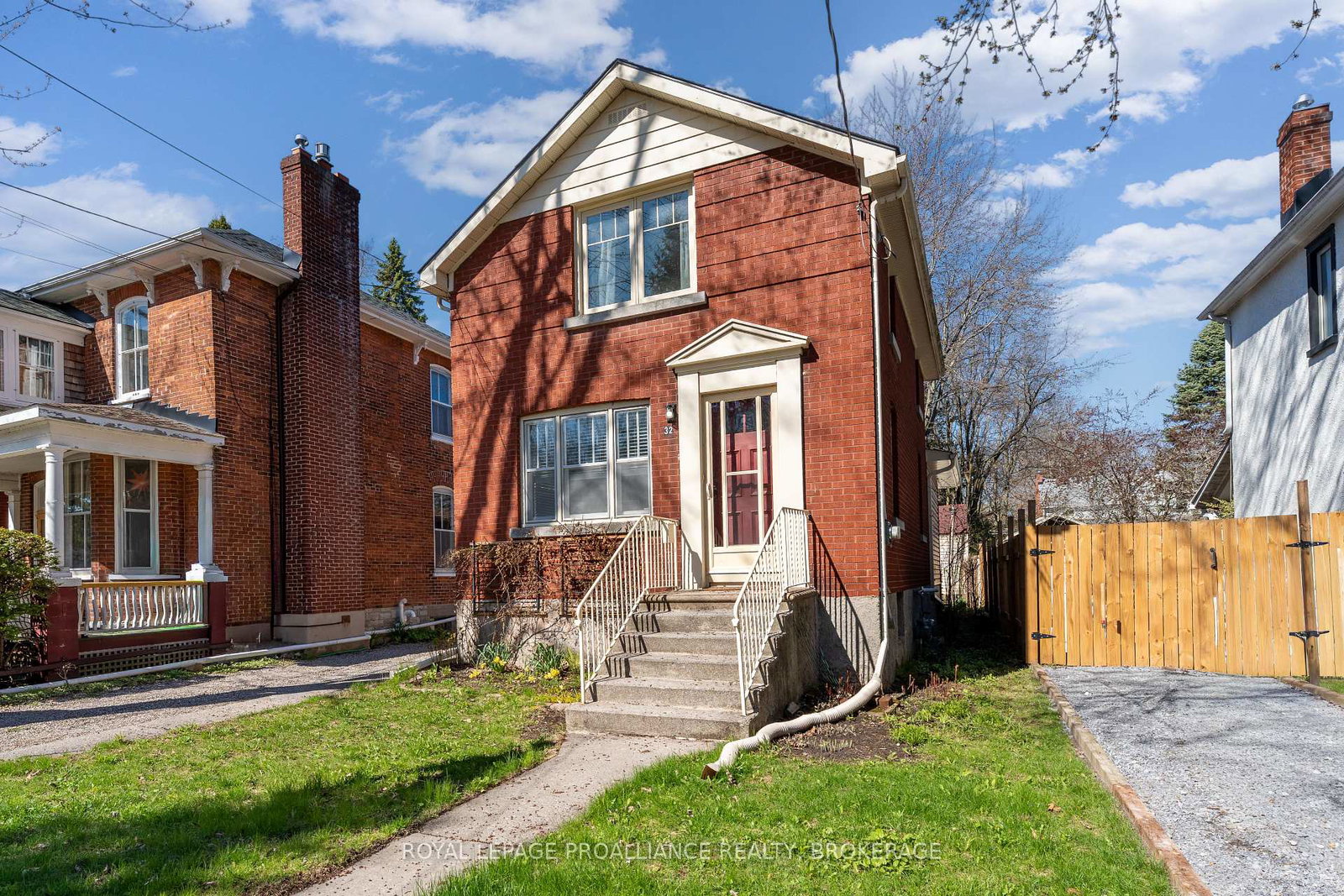 32-livingston-avenue-kingston-ontario-x13104534