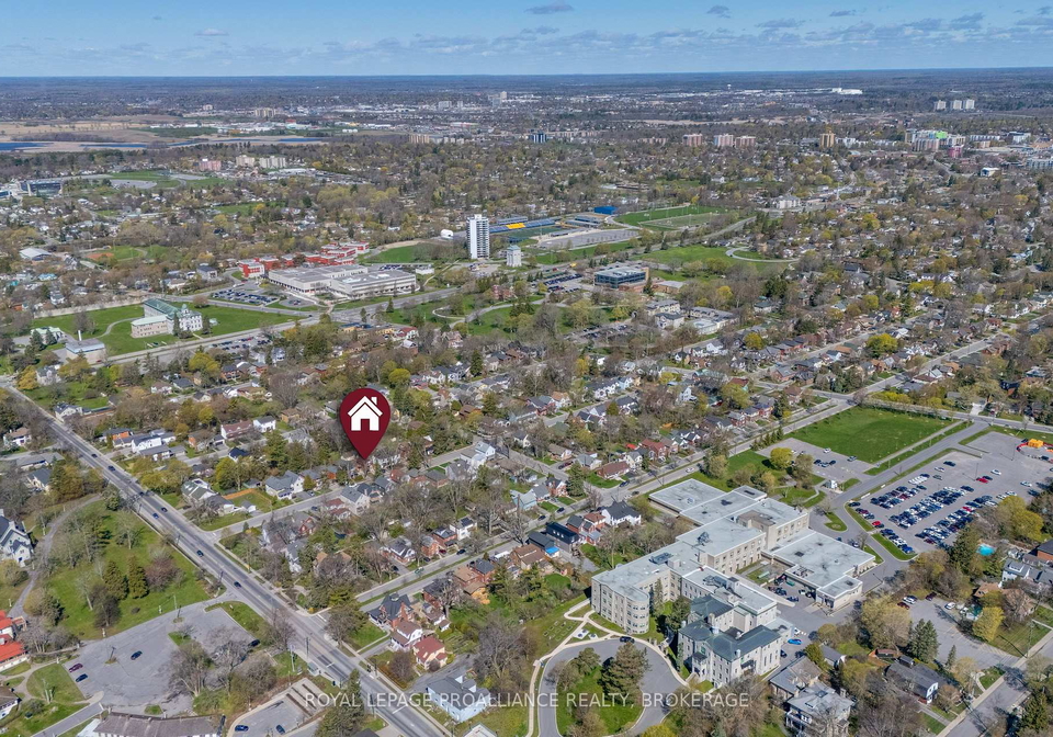 32-livingston-avenue-kingston-ontario-x13104534