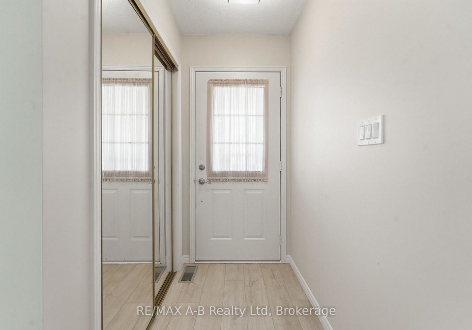 178-toronto-street-e-west-perth-ontario-x13104674