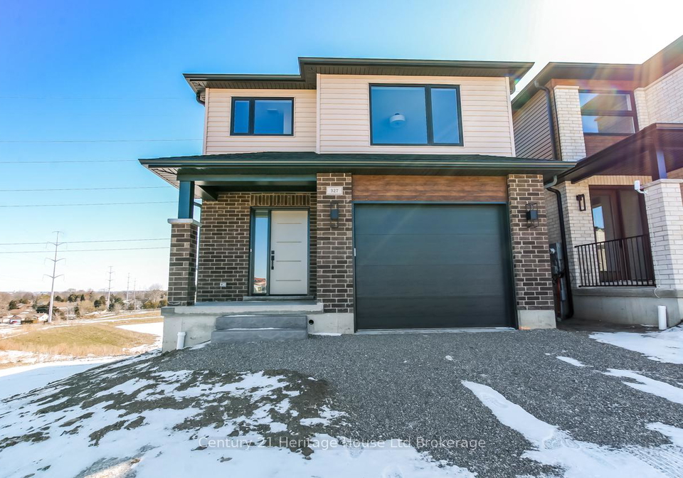 323-anderson-street-woodstock-ontario-x13104772