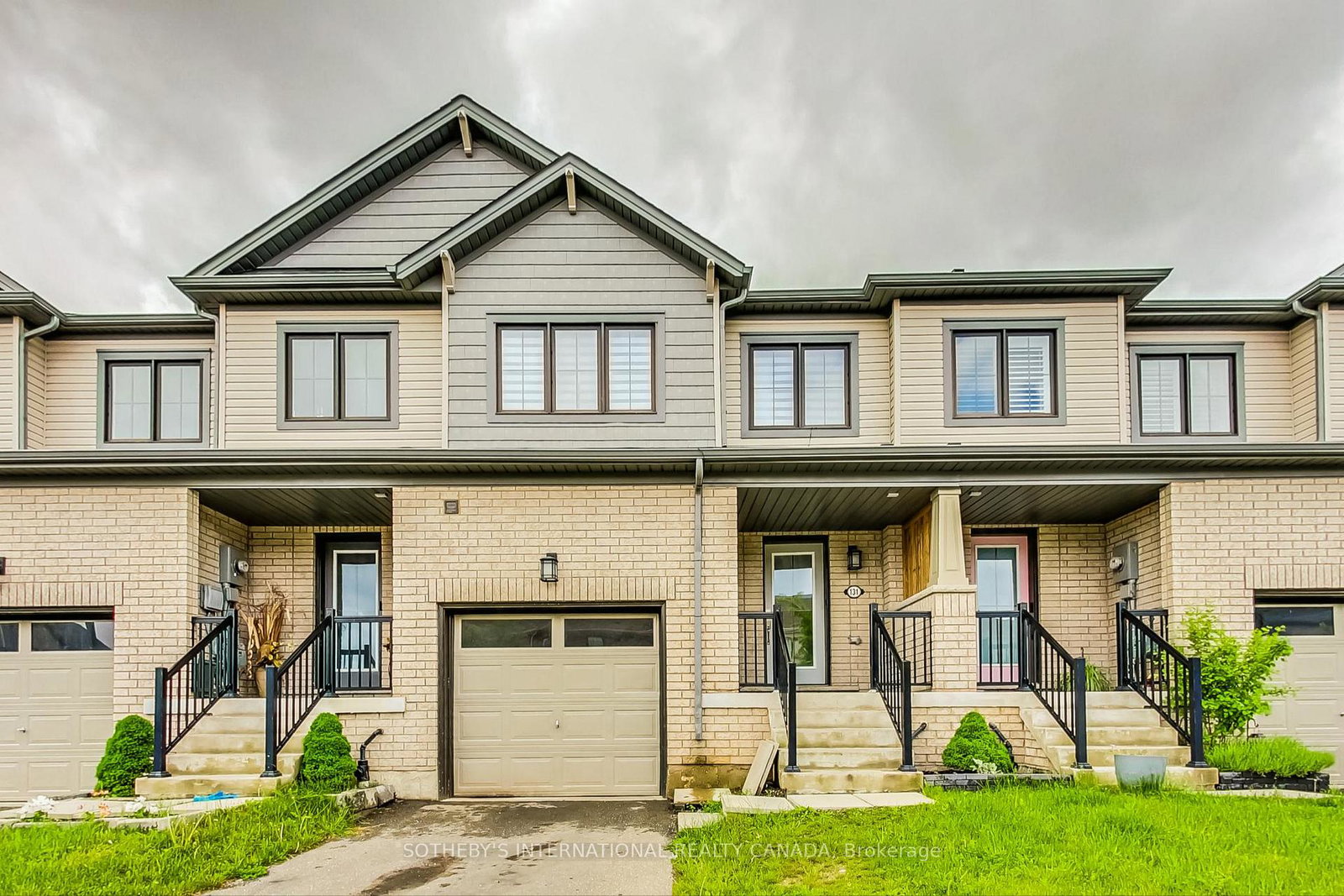 131-pagebrook-crescent-hamilton-ontario-x13104892
