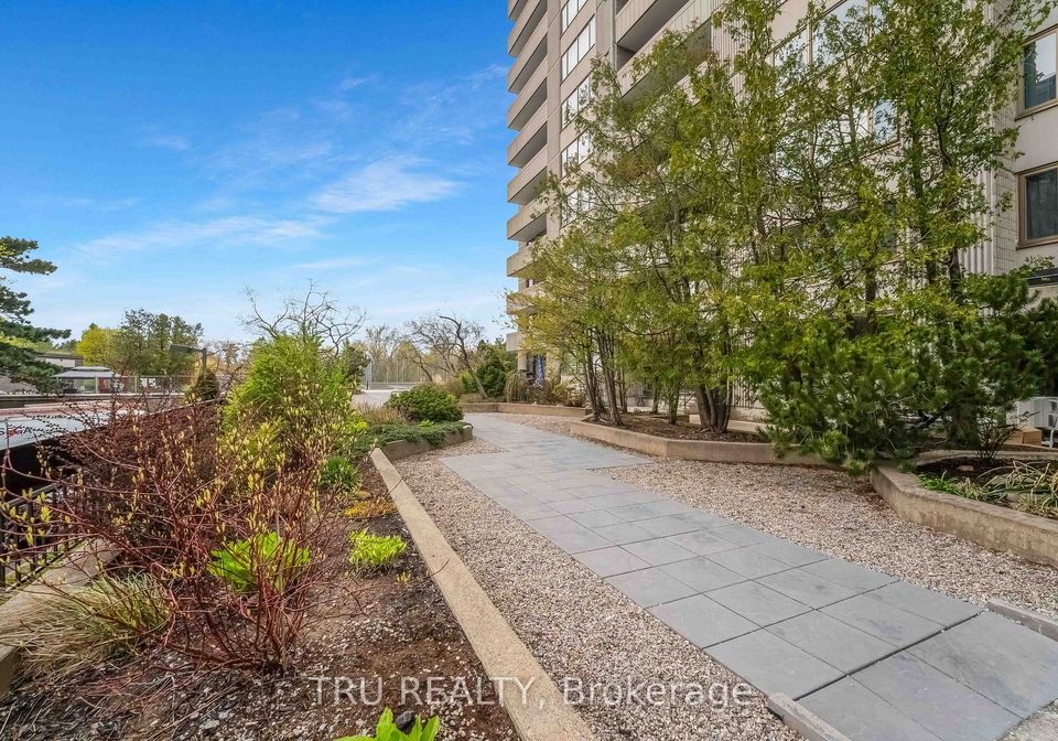 2625-regina-street-ottawa-ontario-x13105316