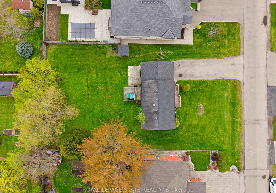 29-leckie-avenue-hamilton-ontario-x13105436