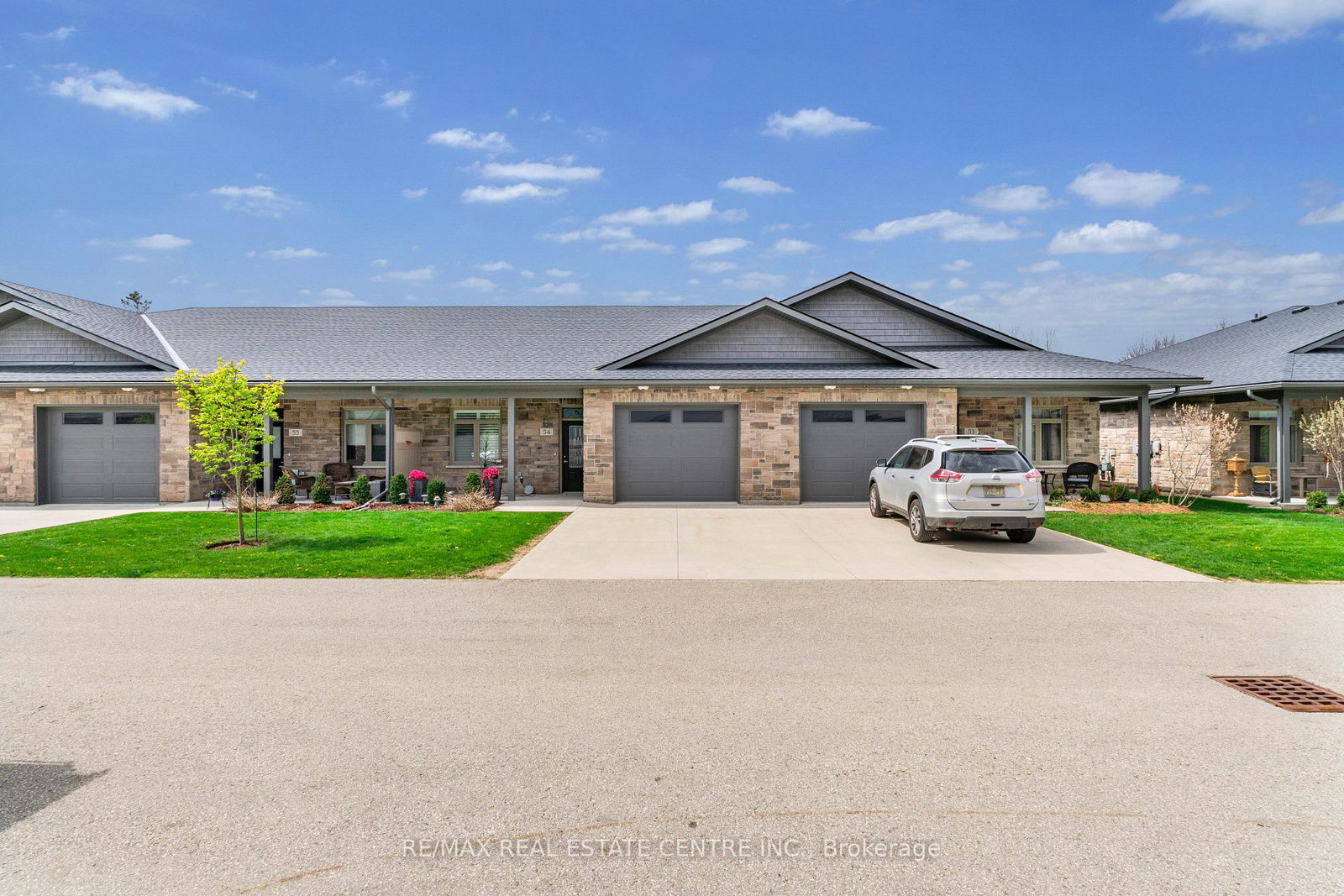 375-mitchell-road-s-north-perth-ontario-x13105472