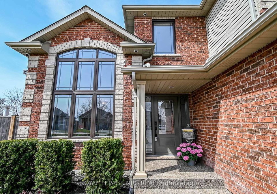 239-colbeck-drive-welland-ontario-x13105564