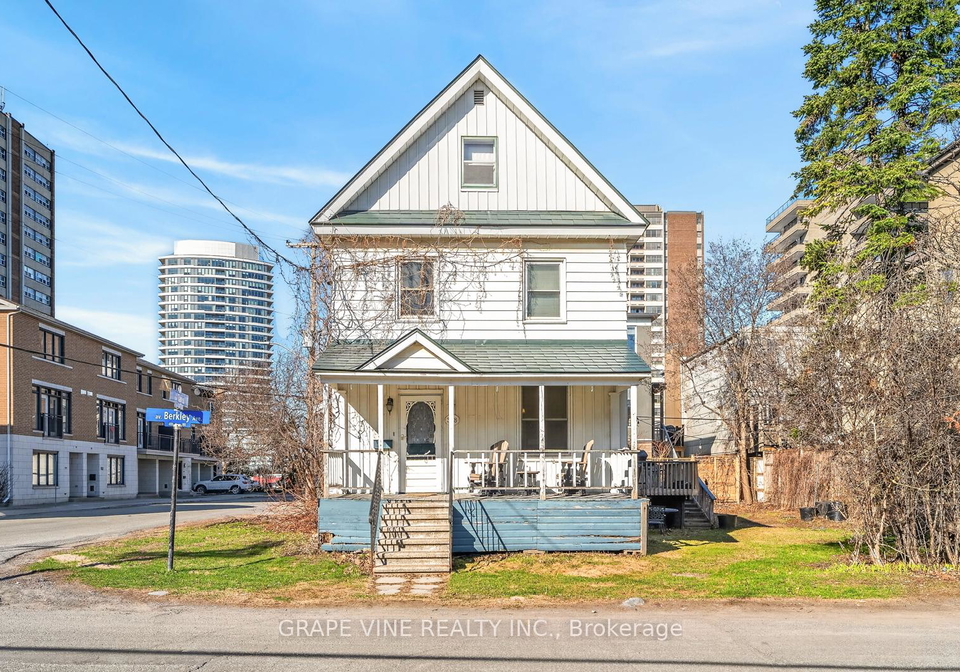 388-berkley-avenue-ottawa-ontario-x13105822
