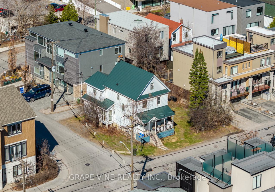 388-berkley-avenue-ottawa-ontario-x13105822