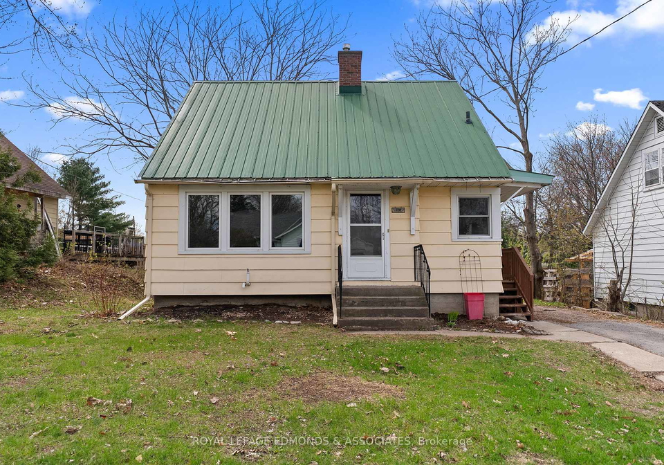 286-chamberlain-street-pembroke-ontario-x13106530