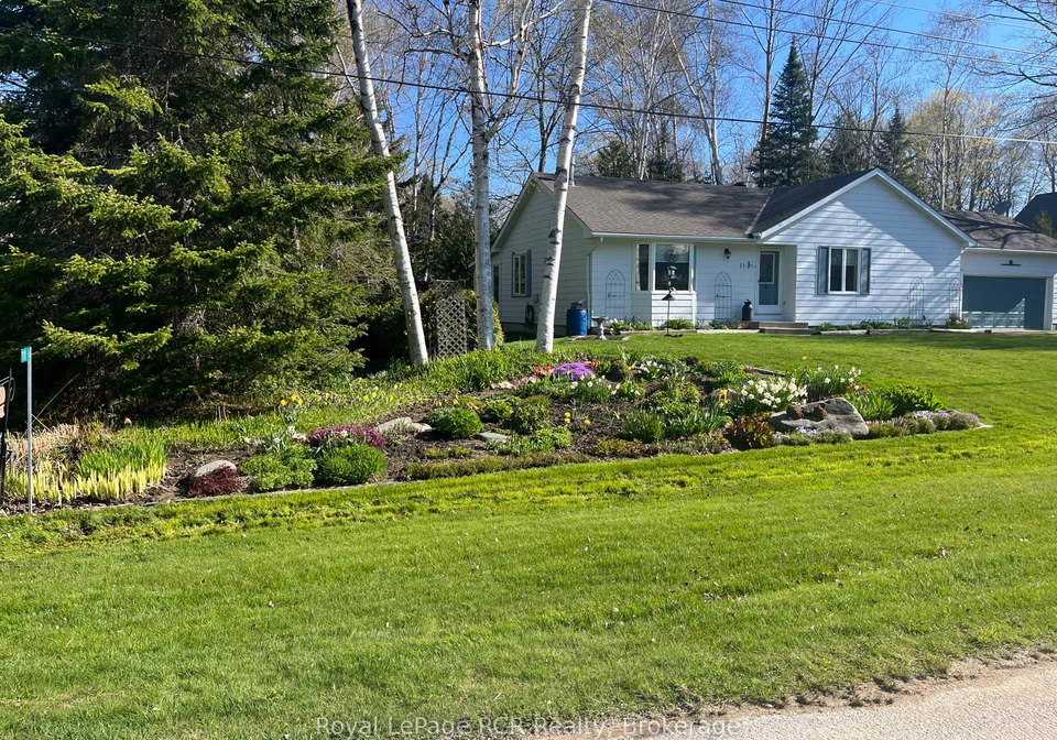 11-graham-crescent-south-bruce-peninsula-ontario-x13106540