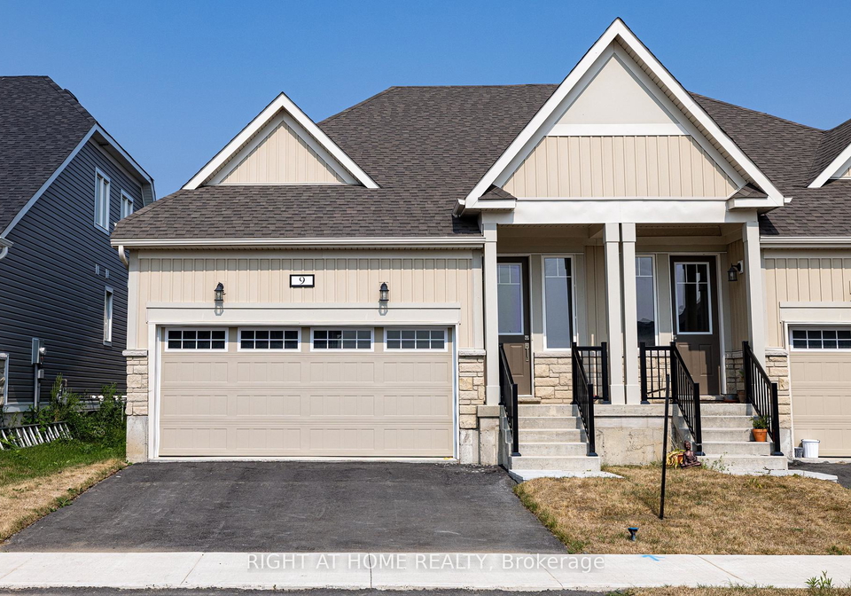 9-golf-links-drive-loyalist-ontario-x13106626
