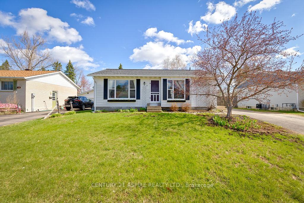 62-herman-street-petawawa-ontario-x13106972