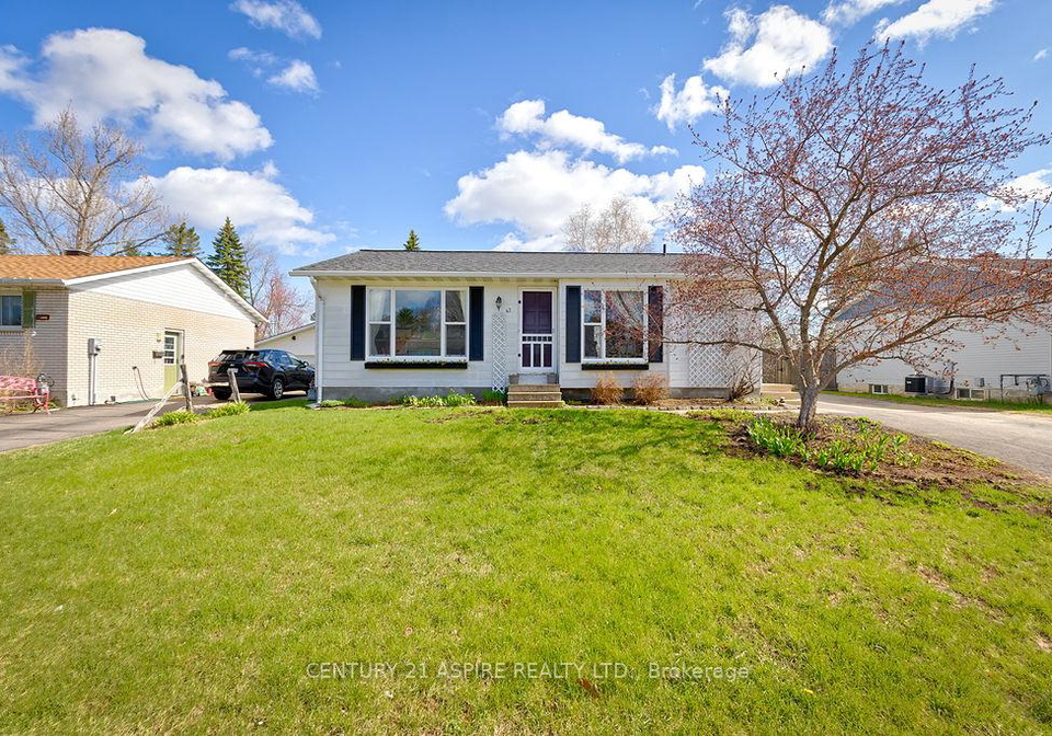 62-herman-street-petawawa-ontario-x13106972