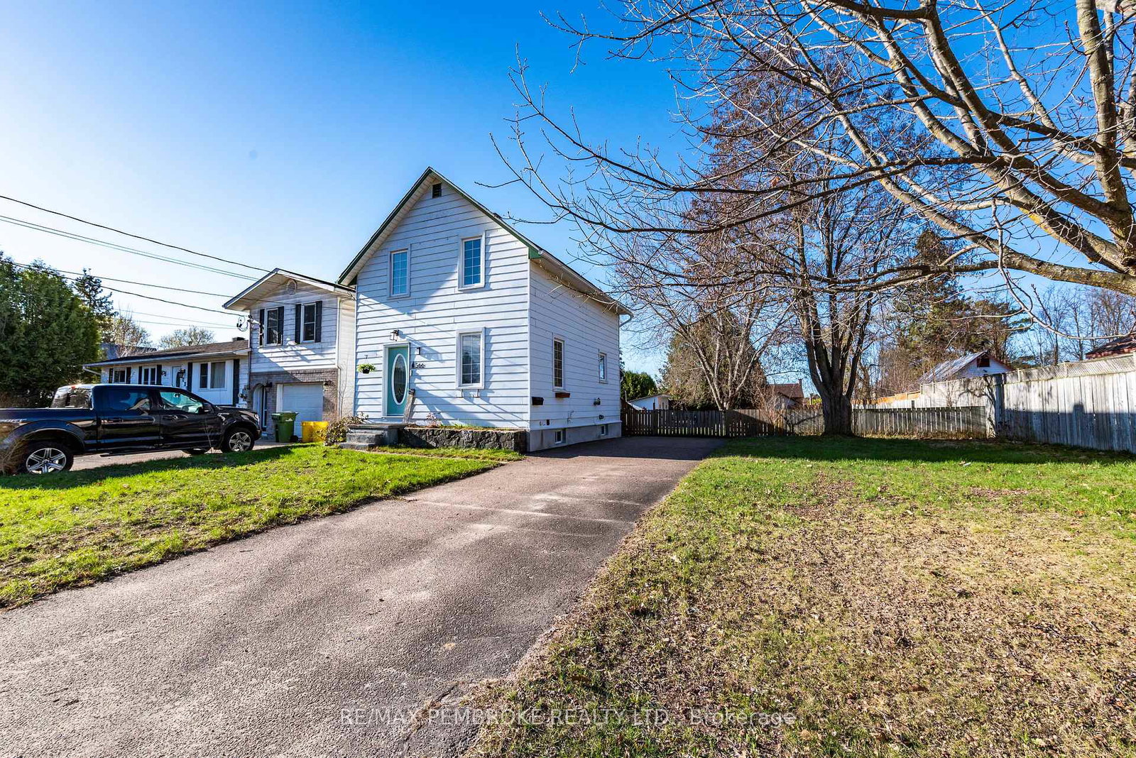 566-perth-street-pembroke-ontario-x13107086